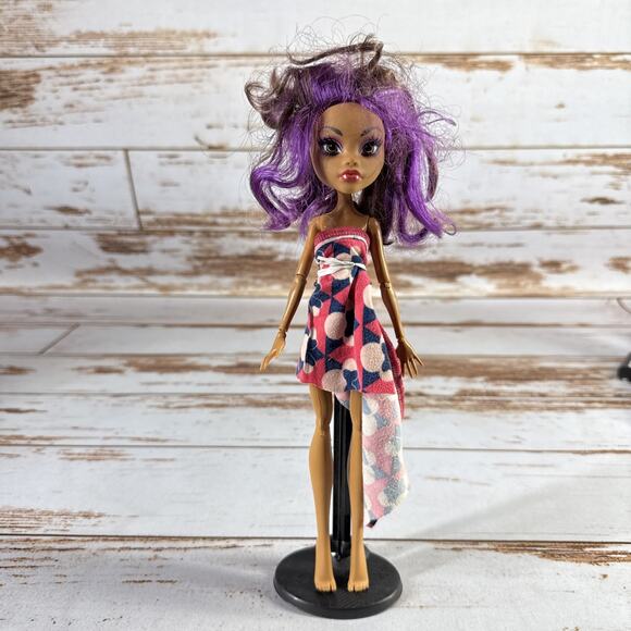 Monster High Clawdeen Wolf Daughter of Werewolf Doll 2015 By Mattel - Picture 1 of 10